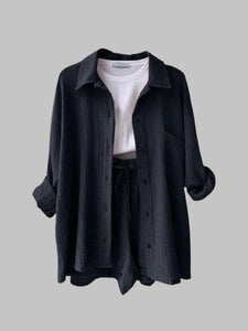 Camisa negra