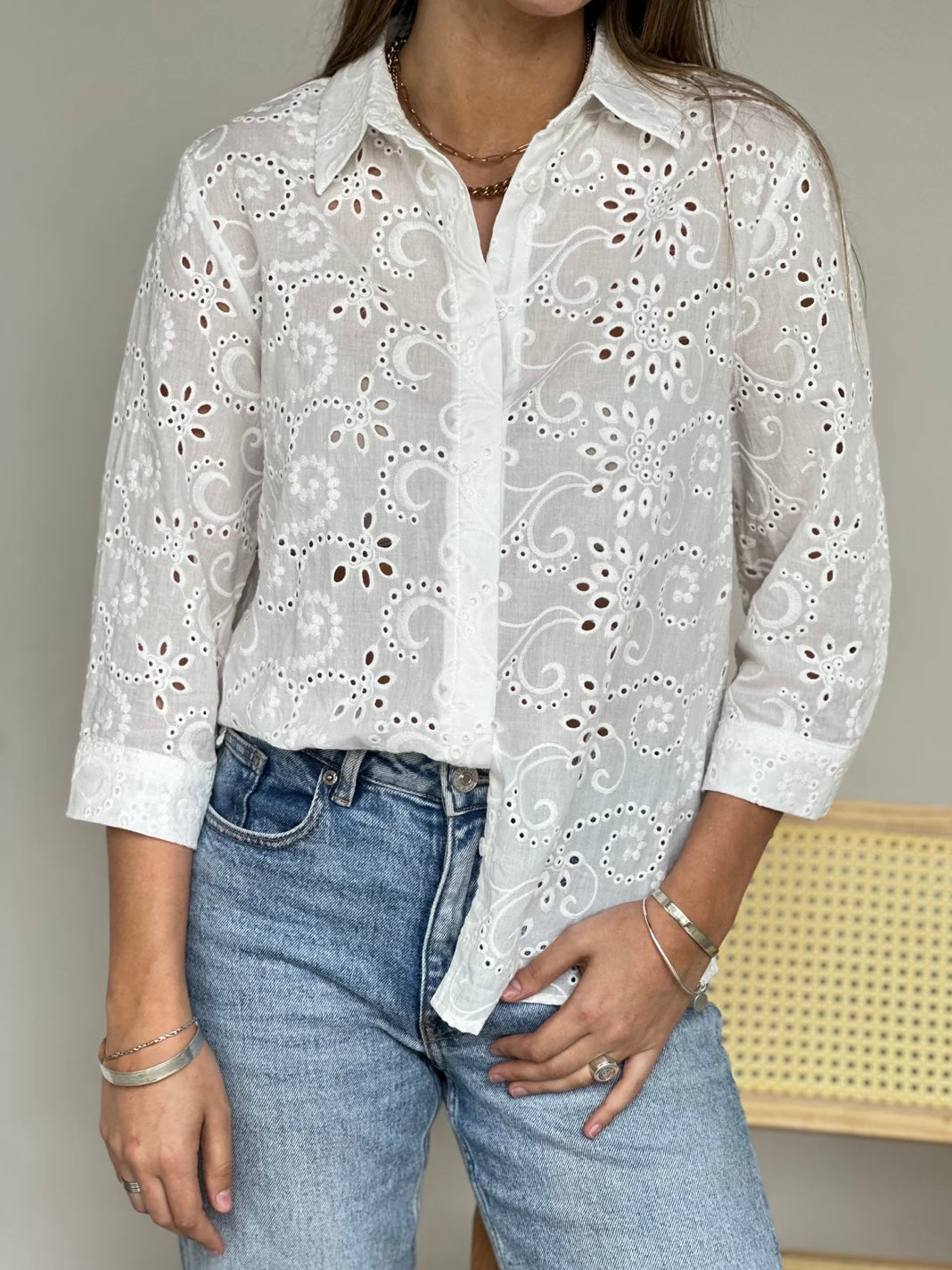 Camisa blanca broderie
